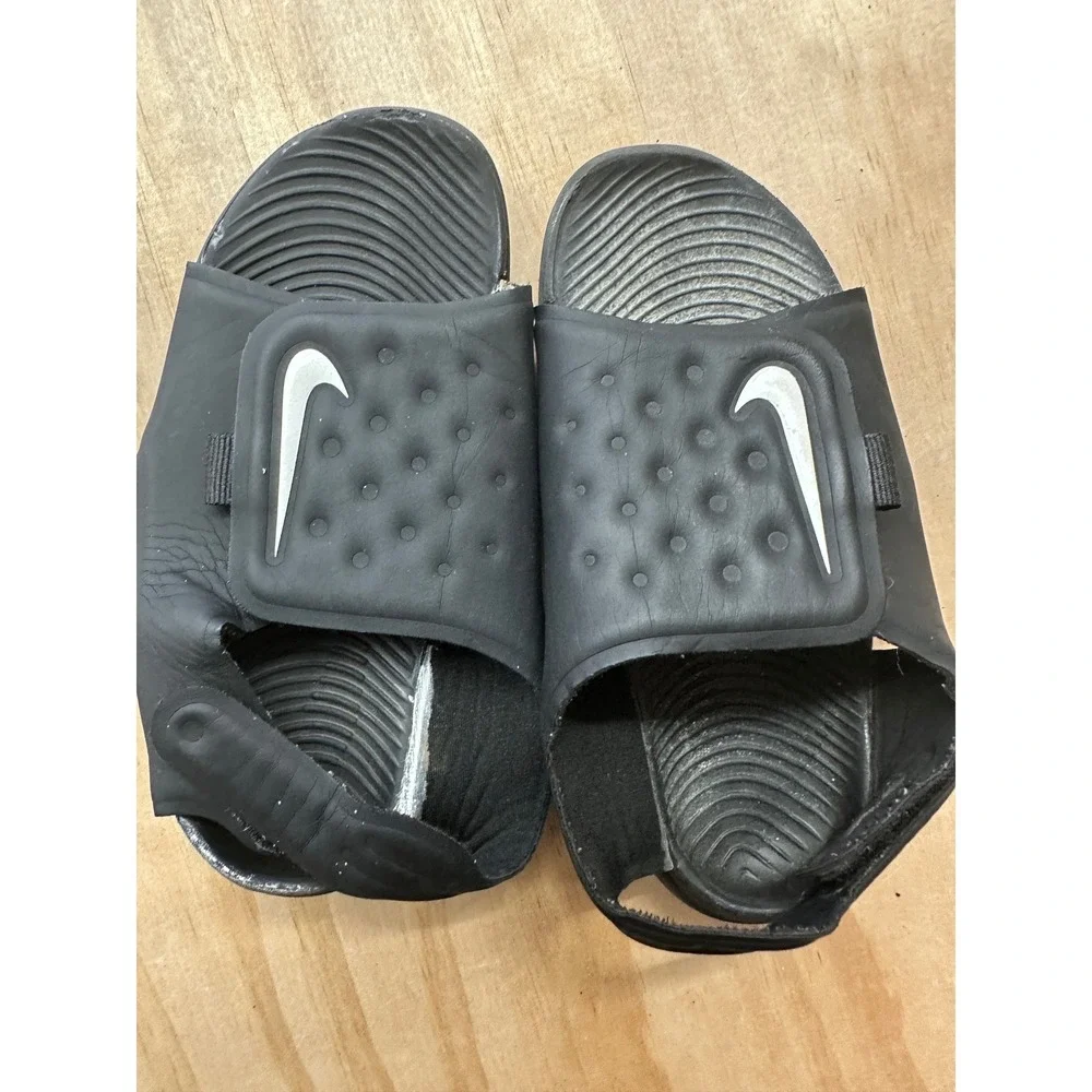 Nike Sunray Adjust 5 V2 Kids Black Sandals AJ9077-001 Size 10C‎